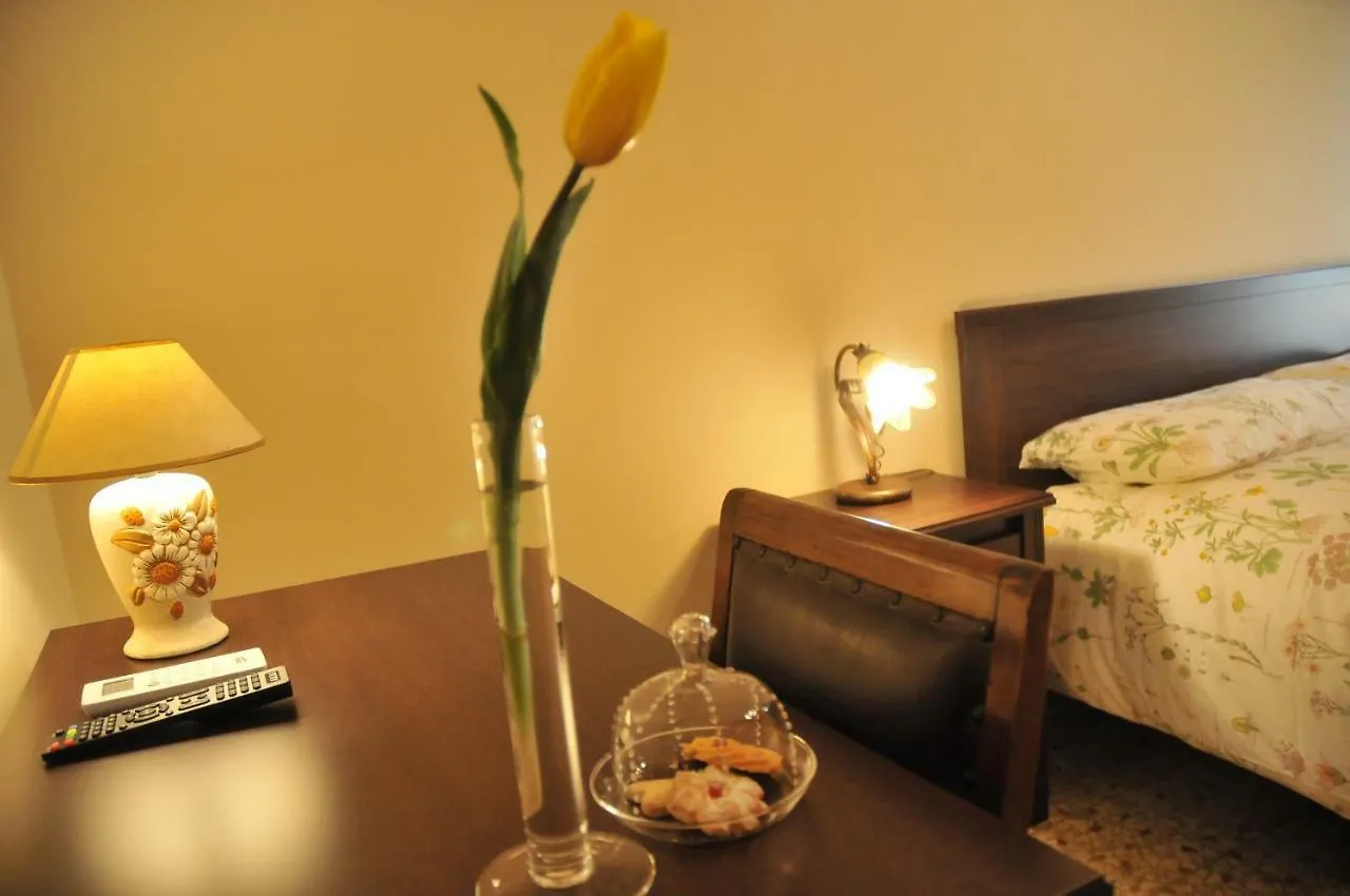 Bed & Breakfast B&B Al Diecisette Katánie